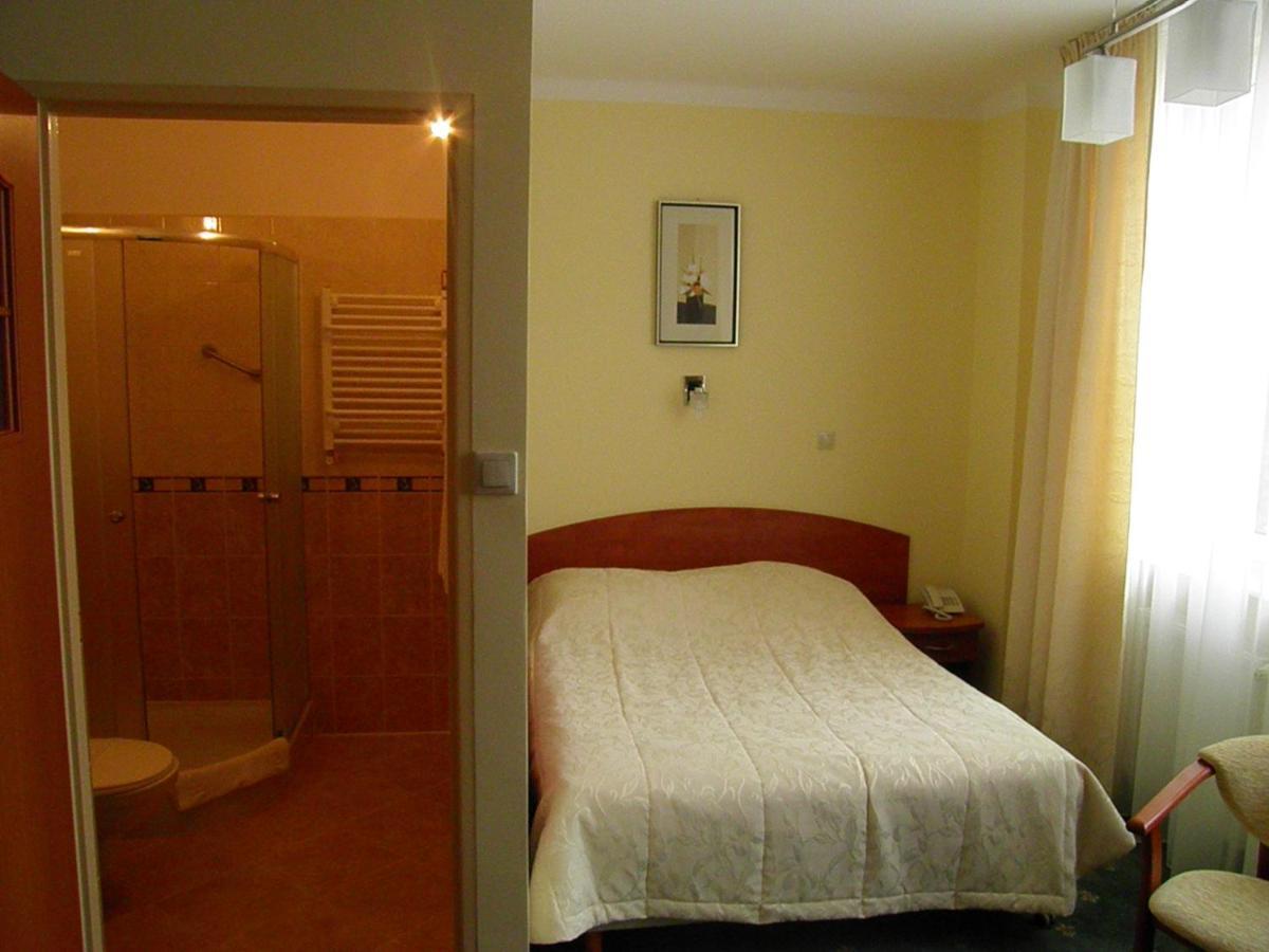 Hotel Gromada Arka Lux コシャリン 部屋 写真