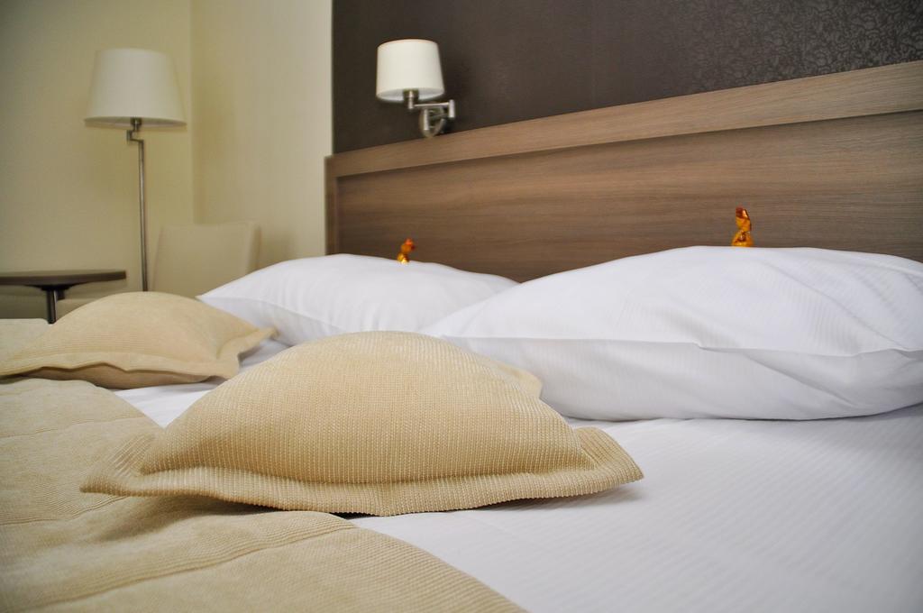 Hotel Gromada Arka Lux コシャリン エクステリア 写真