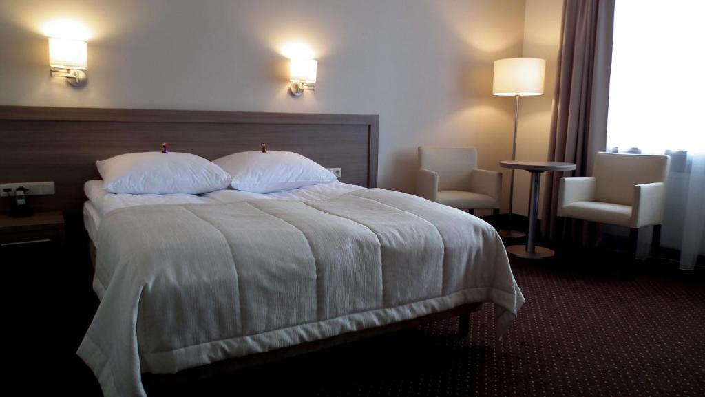 Hotel Gromada Arka Lux コシャリン エクステリア 写真
