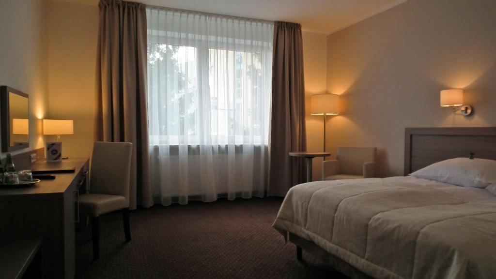 Hotel Gromada Arka Lux コシャリン エクステリア 写真