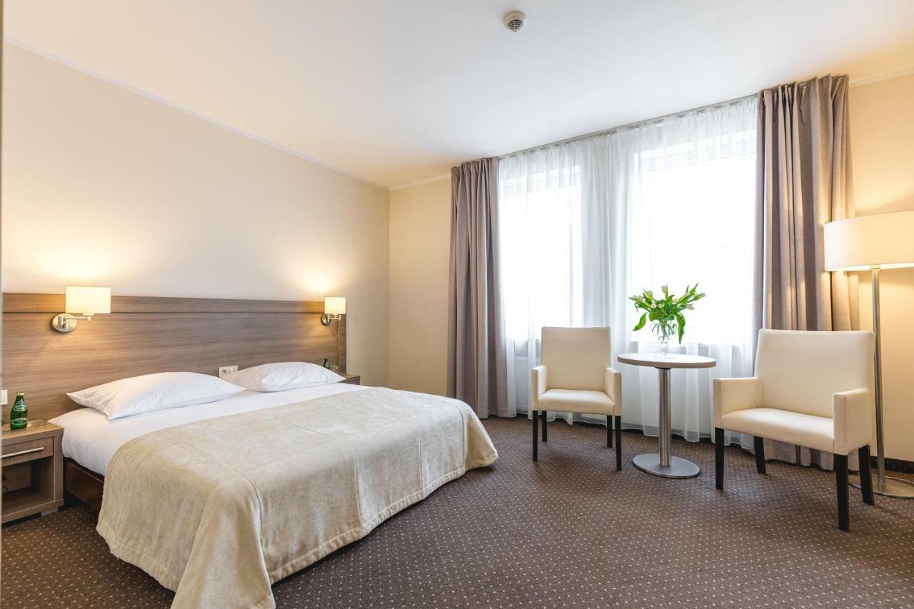 Hotel Gromada Arka Lux コシャリン エクステリア 写真
